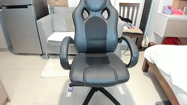 LiaSasha Chat XXX in diretta