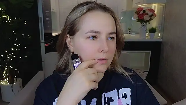 Онлайн чат XXX Mira_Mermayd