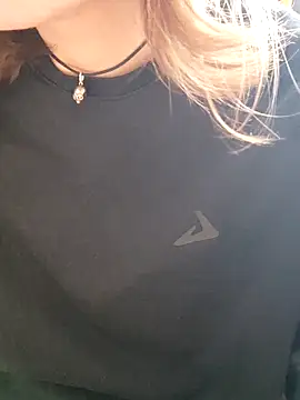 Aashikalaa's Live XXX Chat