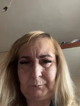 Chat +18 de Irina2909@xh ao vivo