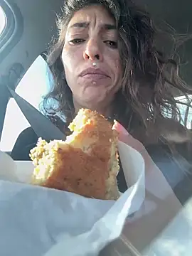 Amani_thewolf live XXX chat