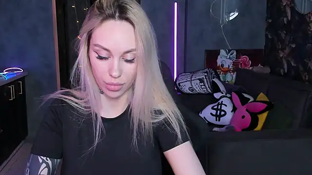 Živý XXX chat Blckmirrorr