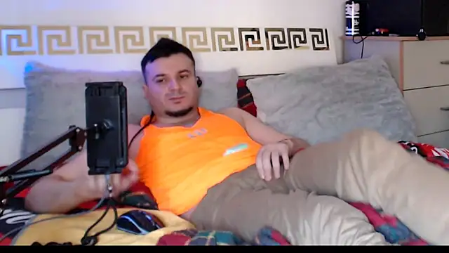 Živý XXX chat FuckToyBoy69