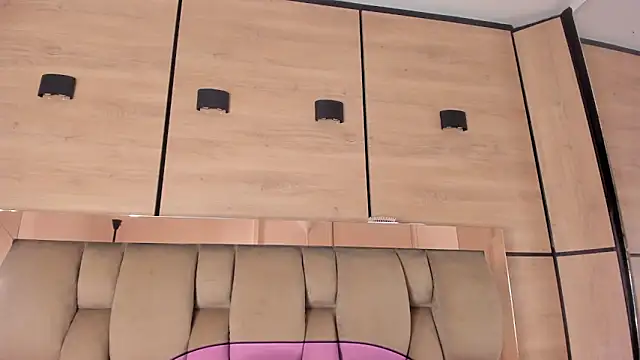 Živý XXX chat karol_lewiss