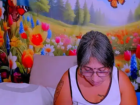 indianroxy 现场XXX聊天