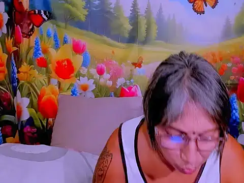 Онлайн чат XXX indianroxy