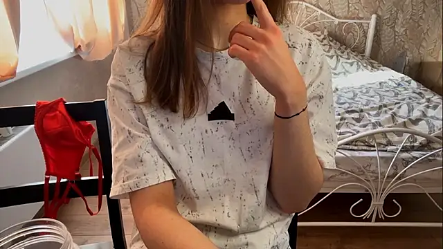 miainheat 现场XXX聊天