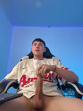 oliver_kyy's Live XXX Chat