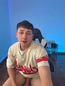 oliver_kyy 现场XXX聊天