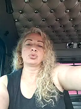 sofiacurvy_45n Live XXX chat