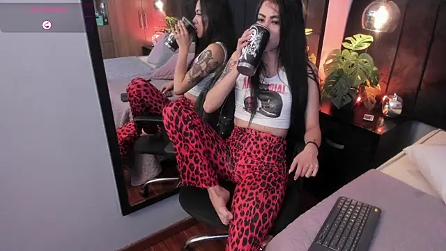 Show modela DAKOTA_BLAZE__ na web-kameri