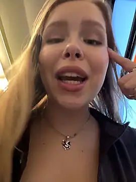 Liza_risky's Live XXX Chat