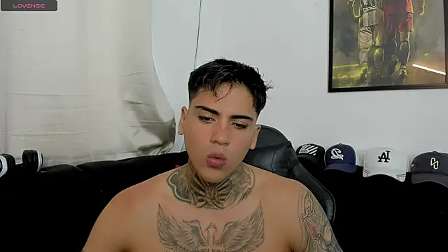 mad_maxxx2's Live XXX Chat