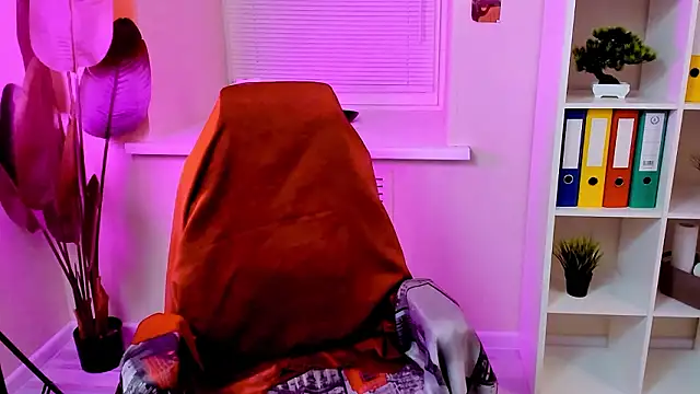 Онлайн чат XXX CarolGiggly