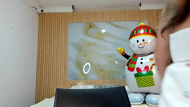 Živý XXX chat samy_19_