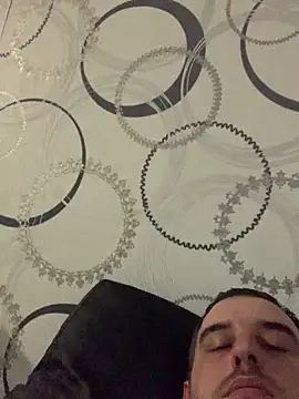 MaxpeinsのライブXXXチャット