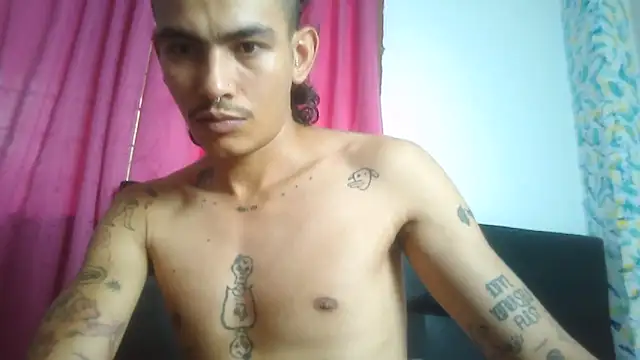 sorry-mom69's Live XXX Chat