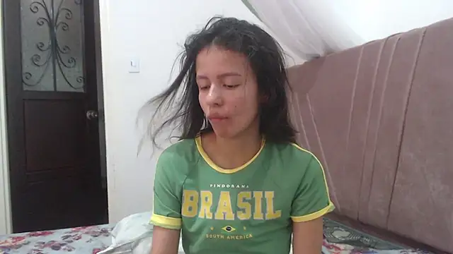 nathaly_jones_'s Live XXX Chat