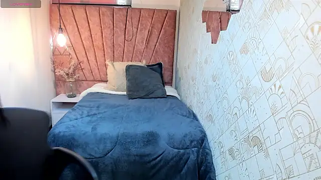 Chat XXX en directo de Zoe__Taylor__