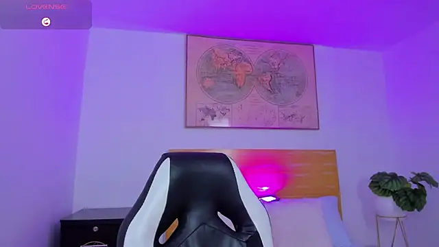 kitty_sweeety_'s Live XXX Chat