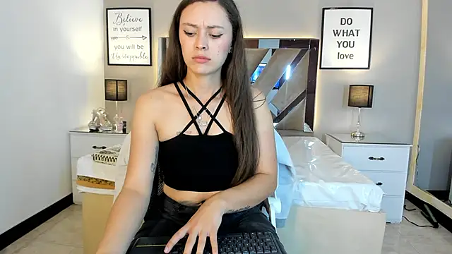 cellestehot Chat XXX in diretta