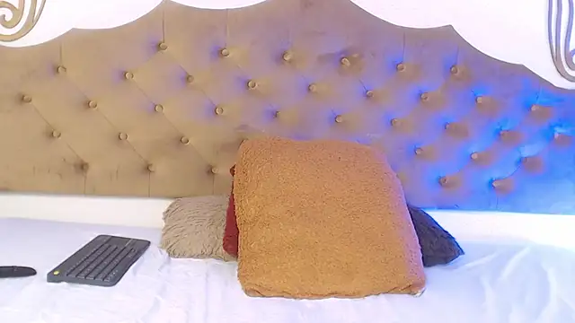 Chatroom XXX en direct de abysskingg