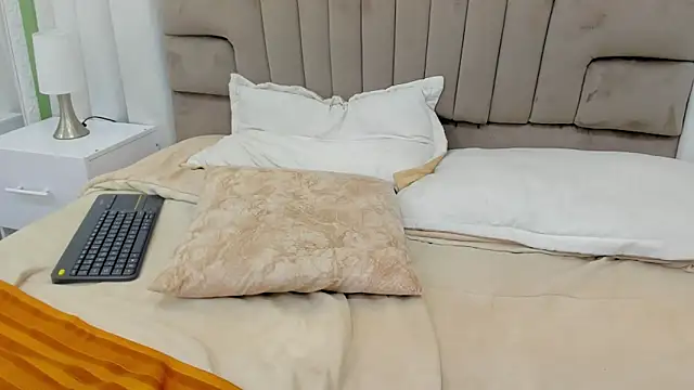 Chatroom XXX en direct de irvin_keyes