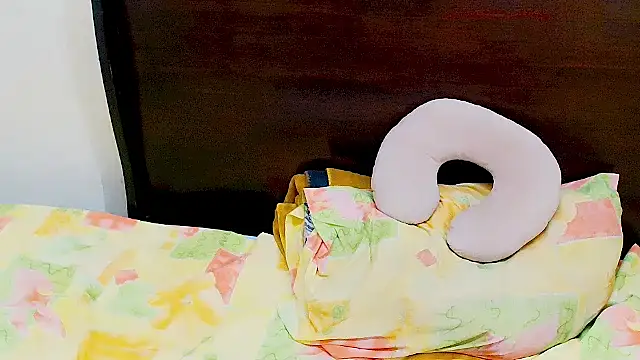 SlenderMatureMilfx's Live XXX Chat