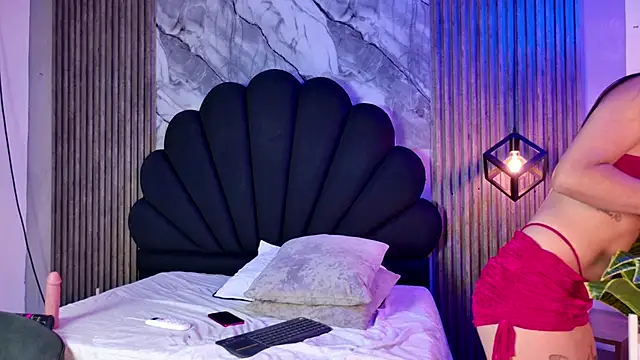 _charlotte_quee_n Live XXX chat