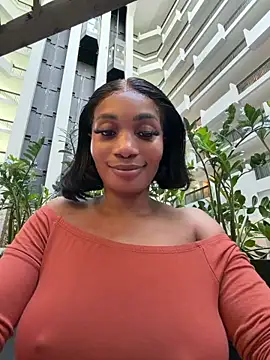 ___Nessan Live XXX chat