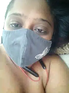 sexynayan23 Show in webcam