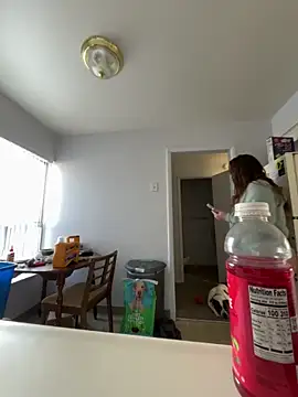 IvanaPlenty Adlı Modelin Canlı XXX Sohbeti