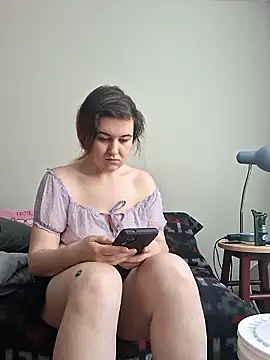 Ashlovescannabis 现场XXX聊天