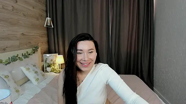 LunaVeyne live XXX chat