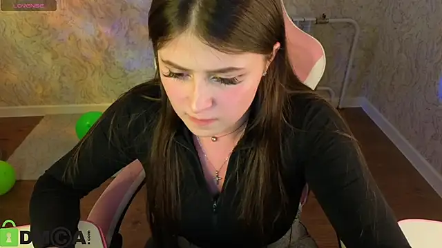 Crystal-Lace's Live XXX Chat