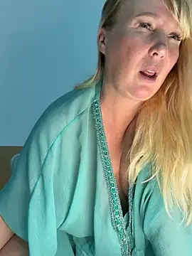 Živý XXX chat EmmaInLove23