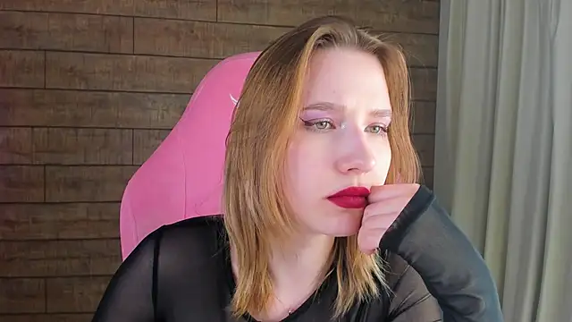 Chat XXX en directo de LiliLinn