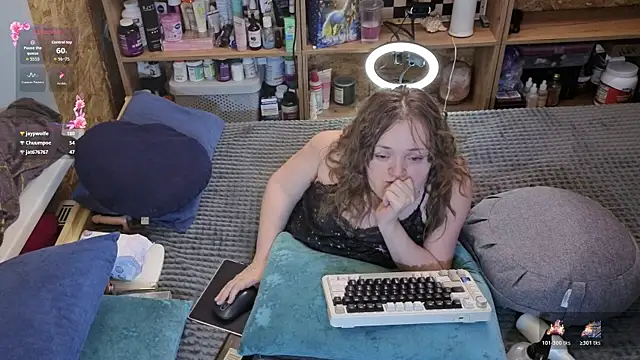 Chat +18 de MiniNatalie ao vivo