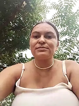 Horny-Mommy-Dirty – Live XXX-chat