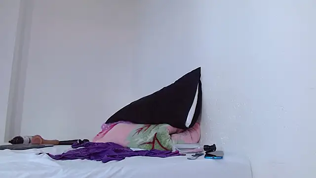 isabel_24_gil Chat XXX live