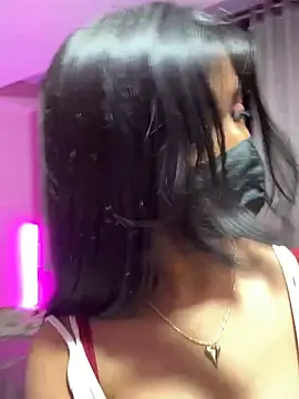 Chat XXX en directo de Neha18