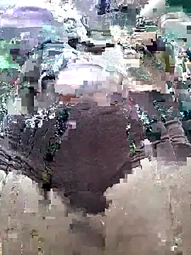 hot-mom22 Adlı Modelin Canlı XXX Sohbeti