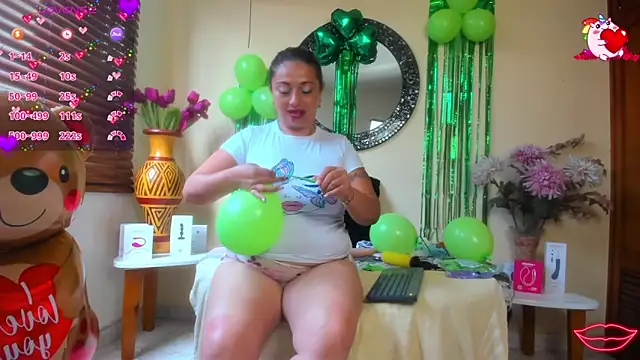 Chat XXX en directo de Maye_Milf_