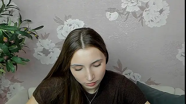 LeshaRathert Chat XXX live