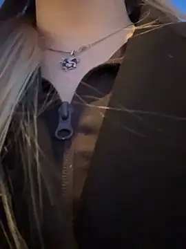 Chat +18 de Liza_risky ao vivo