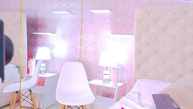 Sara_Desire Chat XXX in diretta