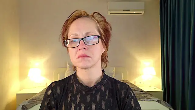 Chatroom XXX en direct de LioraWeiss