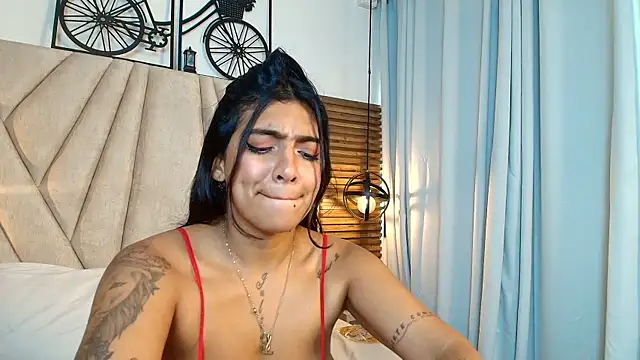 KimberlyFox_t Adlı Modelin Canlı XXX Sohbeti