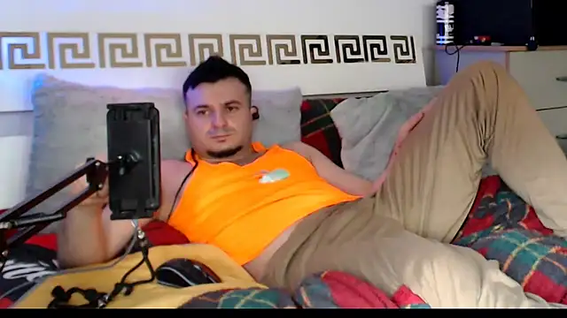 Онлайн чат XXX FuckToyBoy69