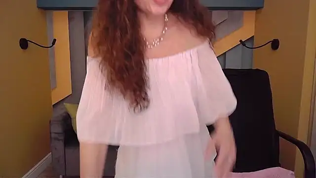 EllaLong's Live XXX Chat